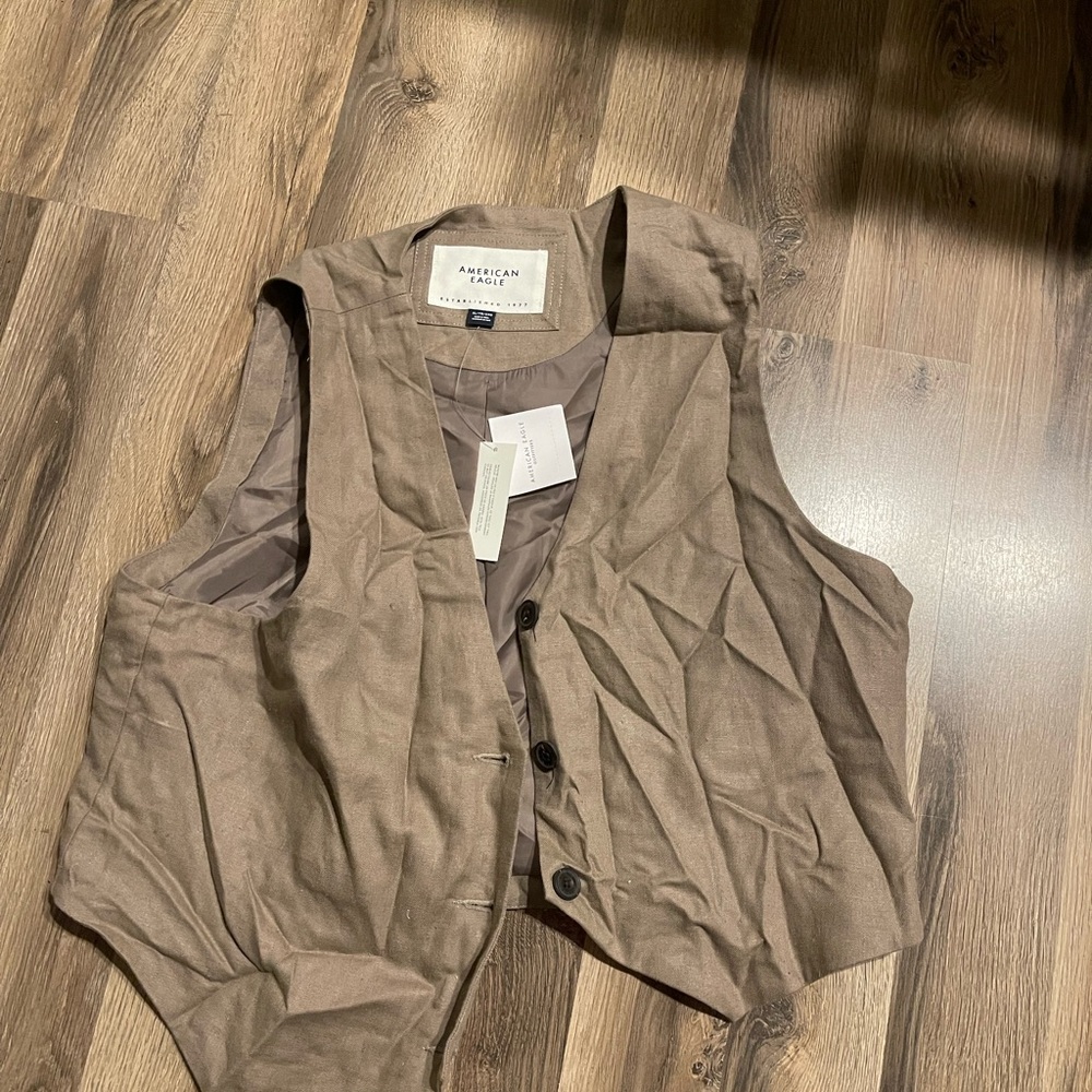 American Eagle Brown Vest